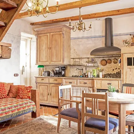 Enchanting Fairytale In Old Town, Apartmán
